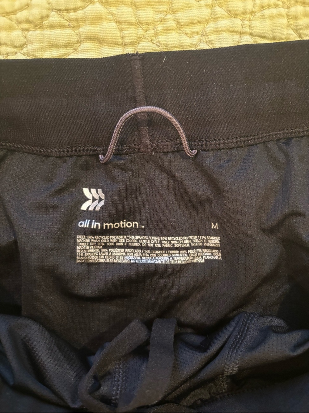 ๐ 3/$15 All in Motion Black Running Shorts M - Picture 3 of 10